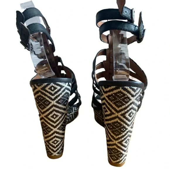 Lucky Brand Strappy Black Espadrille with Ikat Design Pattern Heel, Size 8 - Picture 3 of 3